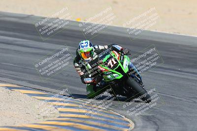 media/Nov-15-2024-CVMA Friday Practice (Fri) [[b142d29251]]/4-Group 4 and Trackday/Session 2 (Turn 10)/